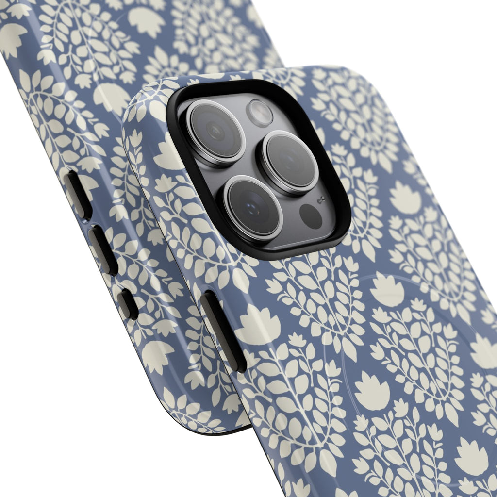 Wild Vines MagSafe iPhone Case