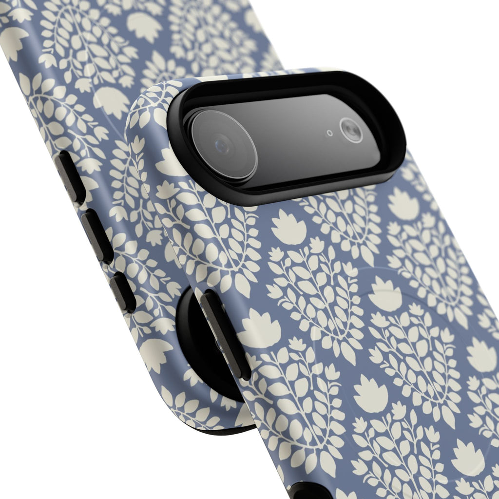 Wild Vines MagSafe iPhone Case