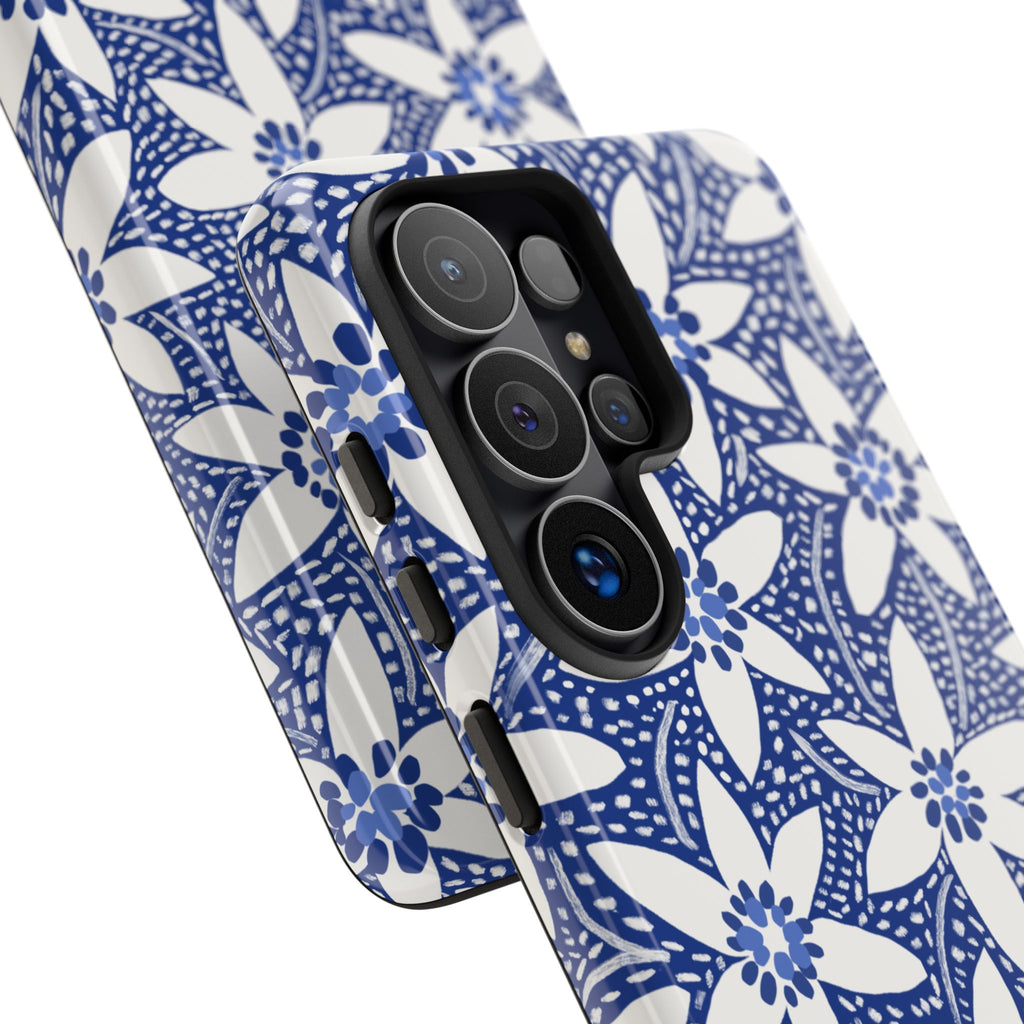 Starflower Samsung Galaxy S26 Ultra Case – close-up of 5-lens camera cut out and buttons on side of case in navy and white geometric flower print