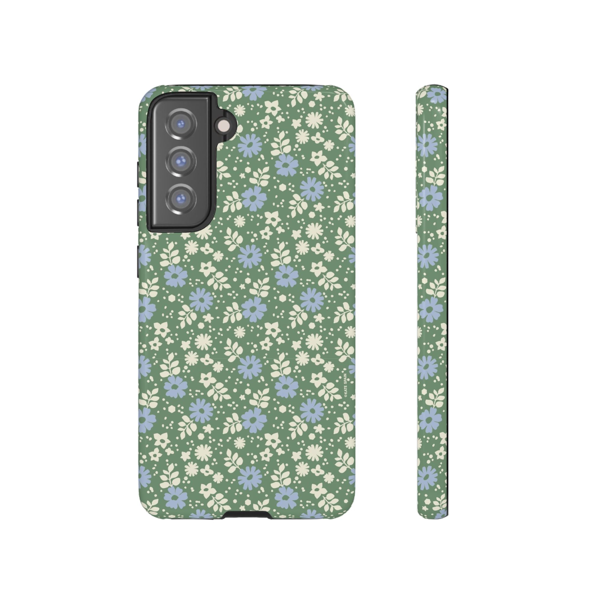 Cottage Core Cute Petaline Samsung Galaxy S21 FE Case – Glossy | green background with white and blue ditsy florals