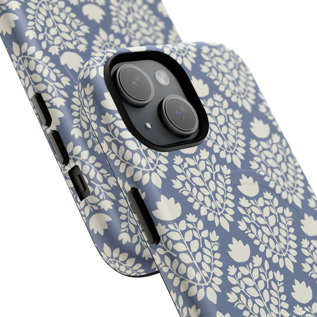 Wild Vines MagSafe iPhone Case