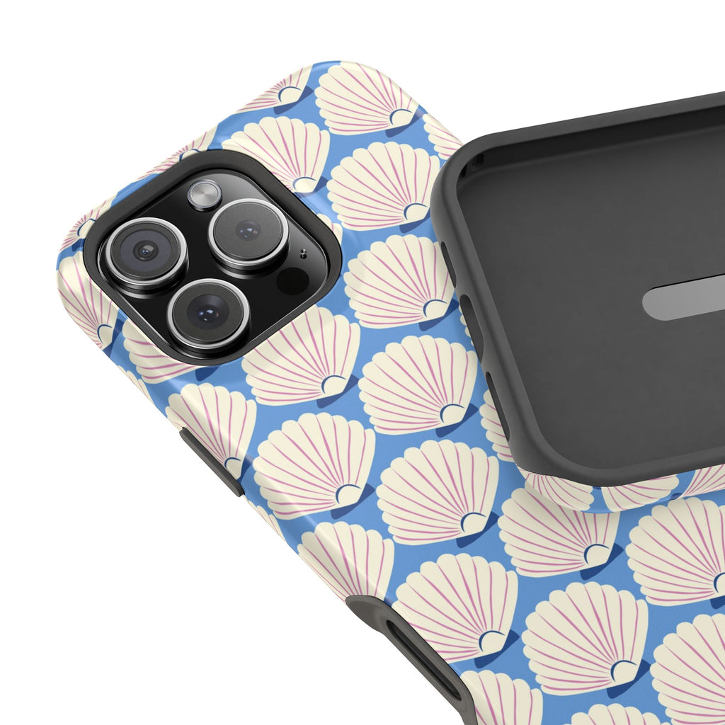 Seashells MagSafe iPhone Case