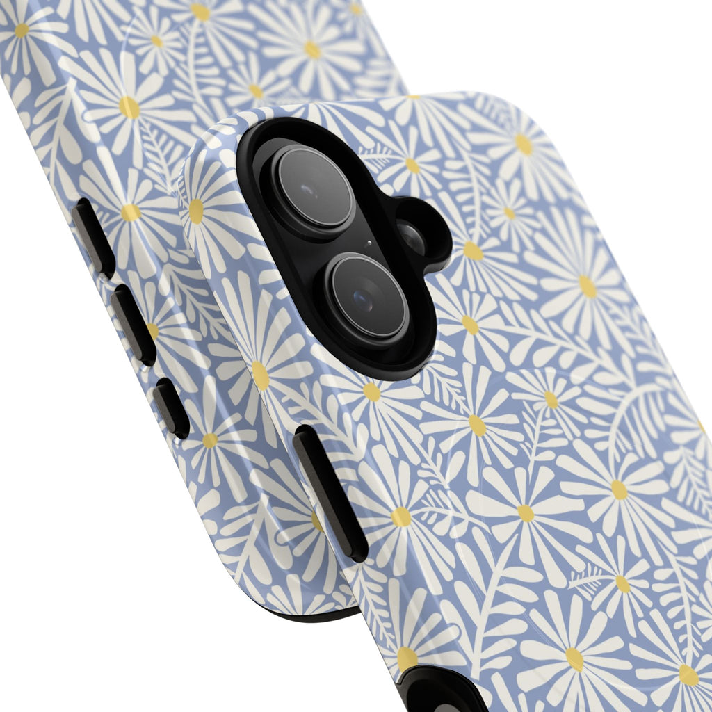 Montauk Daisy Cottage Blue MagSafe iPhone Case