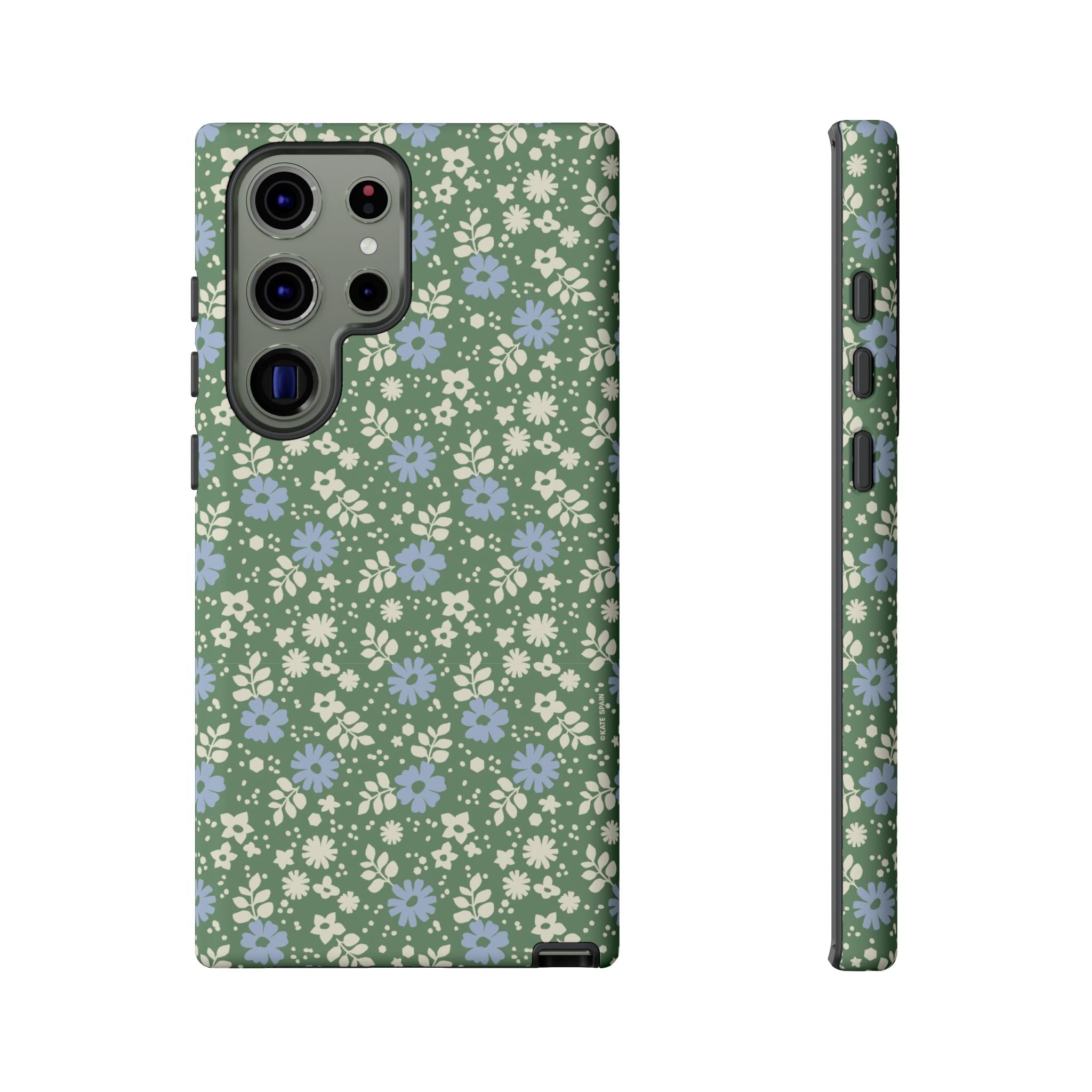 Cottage Core Cute Petaline Samsung Galaxy S23 Ultra Case – Matte | green background with white and blue ditsy florals