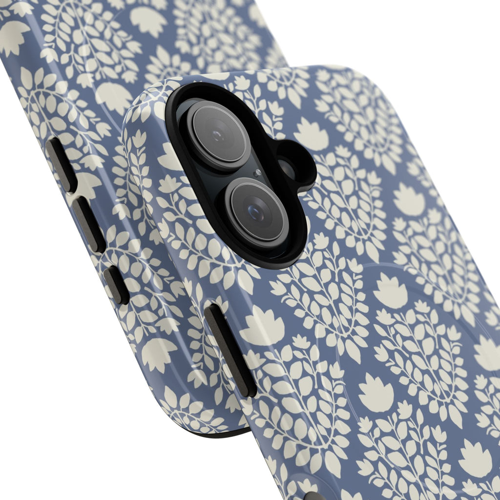 Wild Vines MagSafe iPhone Case